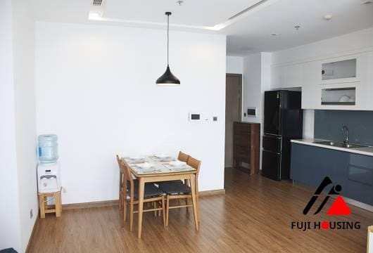 Vinhomes Metropolisで贅沢な2ベッドルームアパートに住む