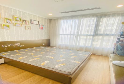 家族向け賃貸！Vinhomes Gardenia 3ベッドルーム 1190USD