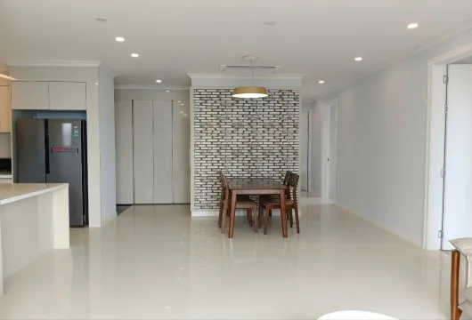 Starlake Tay Ho Tay 113㎡ 3LDK 賃貸アパート | 1600USD/月