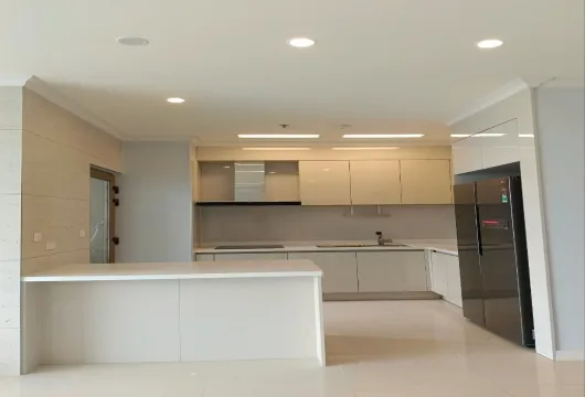 Starlake Tay Ho Tay 113㎡ 3LDK 賃貸アパート | 1600USD/月