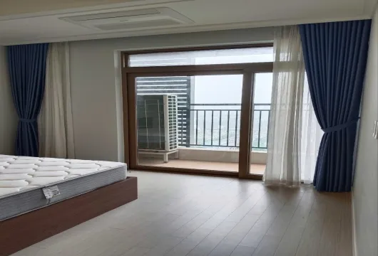 Starlake Tay Ho Tay 113㎡ 3LDK 賃貸アパート | 1600USD/月