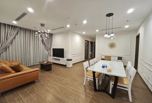 ハノイ賃貸アパート【Vinhomes West Point】湖を望む4LDK高級マンション