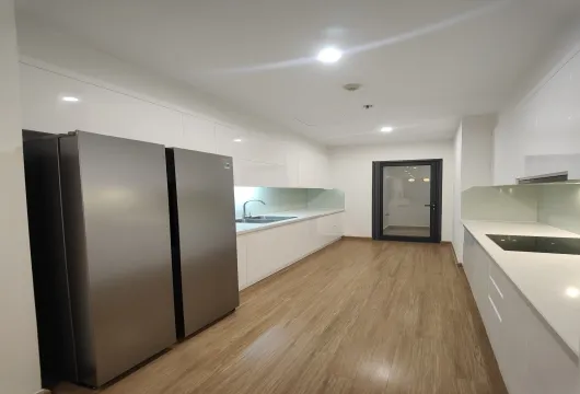 ハノイ賃貸アパート【Vinhomes Skylake My Dinh】153㎡・3WC・湖近く