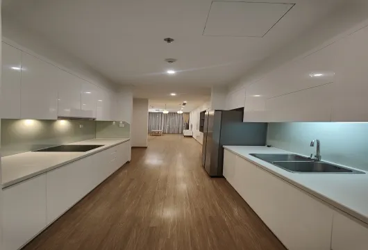 ハノイ賃貸アパート【Vinhomes Skylake My Dinh】153㎡・3WC・湖近く