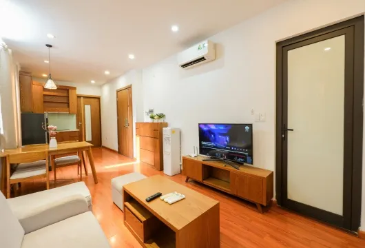 ハノイ賃貸アパート｜Ba Dinh区Linh Lang｜2LDK1100USD